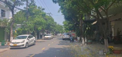 Bán nhà đường Hoài Thanh, Mỹ An, Đà Nẵng. Vị trí đẹp gần ĐHKT, đoạn sầm uất, Giá tốt cần bán nhanh