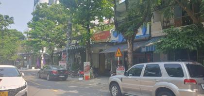Bán nhà đường Hoài Thanh, Mỹ An, Đà Nẵng. Vị trí đẹp gần ĐHKT, đoạn sầm uất, Giá tốt cần bán nhanh