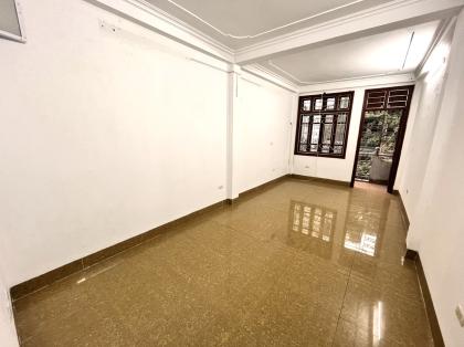Cho thuê nhà liền kề Mỗ Lao làm văn phòng 5 tầng thông sàn chỉ 15tr 0903409888